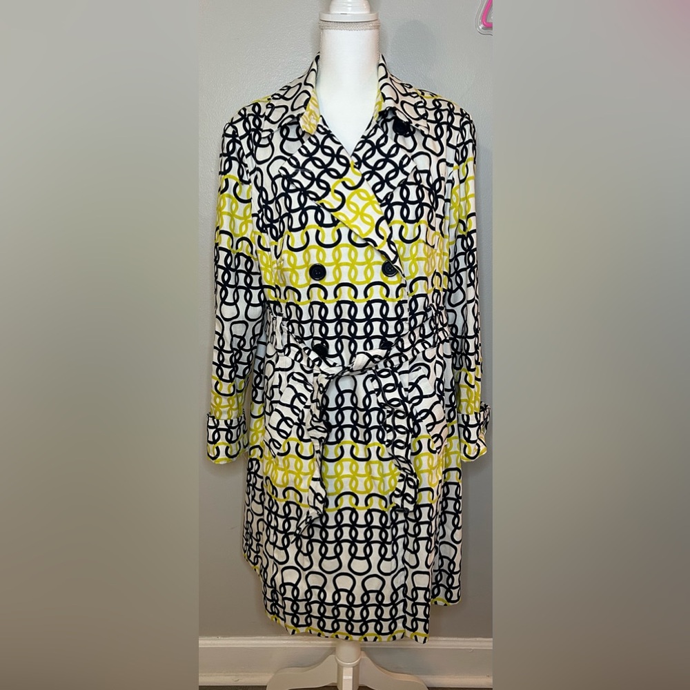 Studio JPR Stylish Women's Patterned Trench Coat, Size XL